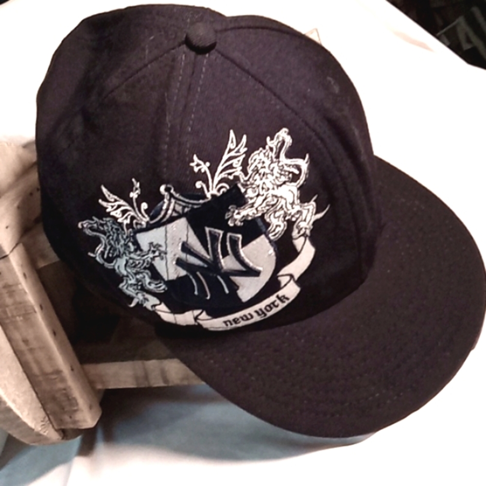Yankees Crested baseball hat Vintage New Era NEW YORK